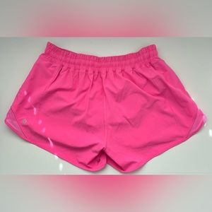 Lululemon Hotty Hot Low Rise 4in Shorts